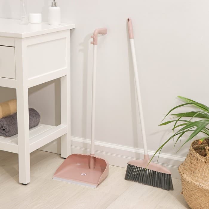 Щётка для пола Доляна, совок 25×23 см, щётка 29×84 см, металлическая ручка 77 см, розовая