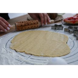 Скалка текстурная новогодняя Доляна, фигурная, 30×4 см, рабочая часть 11.5 см, вращающаяся