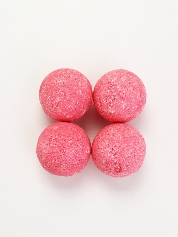 Подарочный набор косметики Keep calm, гель для душа виски 250 мл и бомбочки для ванны 4×40 г, Чистое счастье