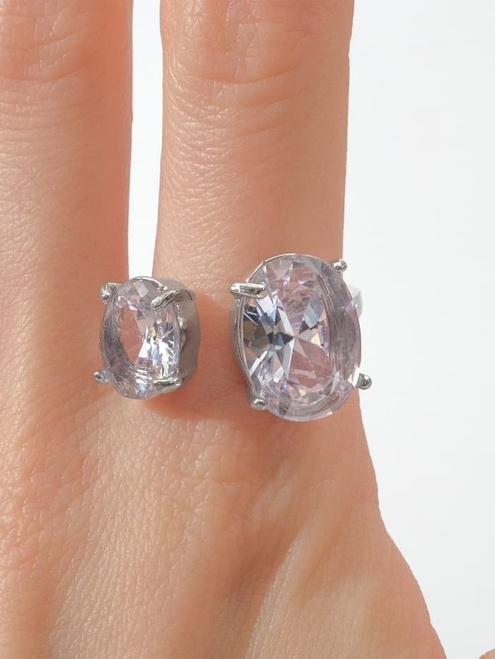 Кольцо с камнями «Овалы», безразмерное, белое в серебре