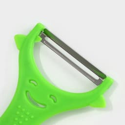 Овощечистка Доляна «Смайлик», 15 см, зелёная