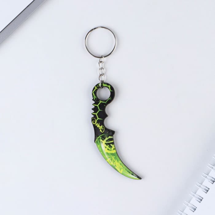 Брелок для ключей деревянный «Керамбит», зеленый, 3×8 см