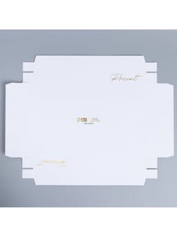 Коробка кондитерская для муссовых пирожных «Present», 27×17.8×6.5 см