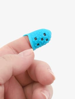 Напёрсток силиконовый, 2×2.5 см, 2 шт., МИКС