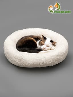 Лежанка для животных «Уют», 50×42×11 см, мягкий мех, цвет молочный