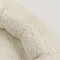 Лежанка для животных «Уют», 50×42×11 см, мягкий мех, цвет молочный