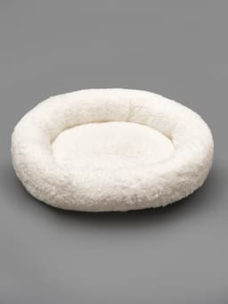 Лежанка для животных «Уют», 50×42×11 см, мягкий мех, цвет молочный