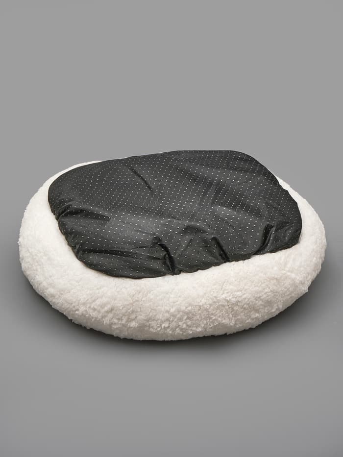 Лежанка для животных «Уют», 50×42×11 см, мягкий мех, цвет молочный