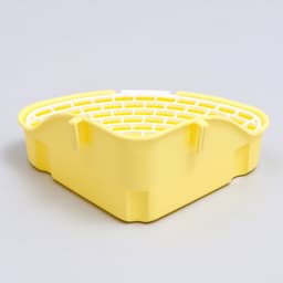 Туалет для кроликов и хорьков «Пижон», 24×18×11 см, угловой, пластик, жёлтый