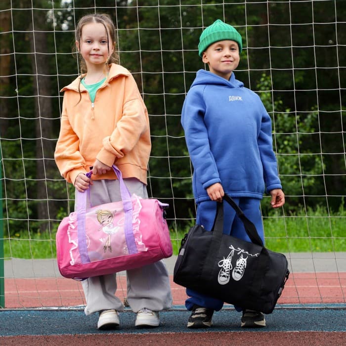 Сумка детская спортивная для мальчика «Кеды», 40×20×20 см