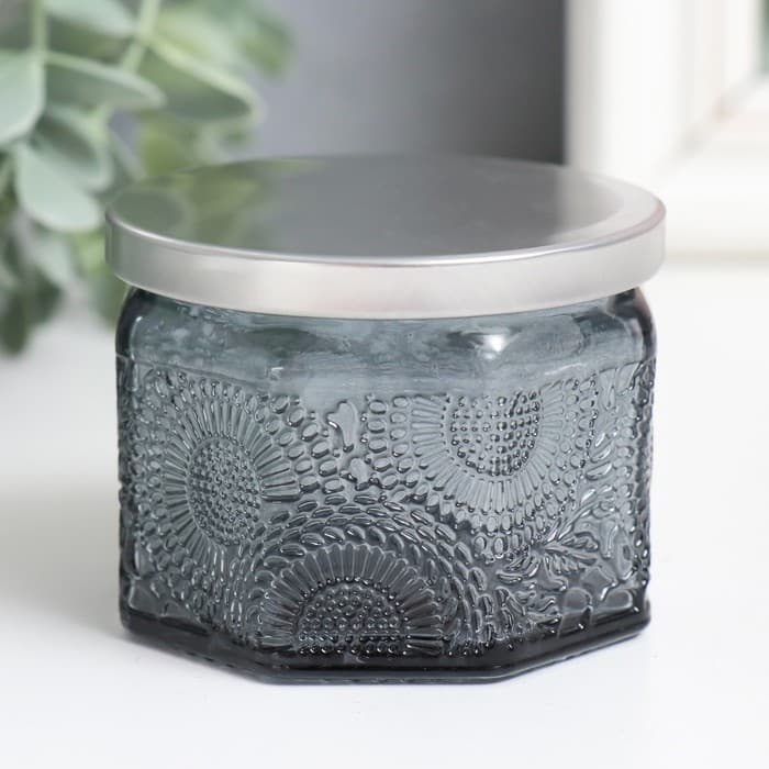 Банка для свечей стеклянная с крышкой «Цветочная» серая, многогранник 5×7×7 см, МИКС