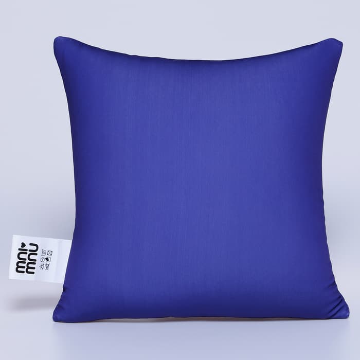 Подушка декоративная антистресс «Моя мама не будет лезть в наши отношения»