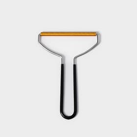 Скребок для чистки одежды, ковров, мебели Доляна, 18×12.5 см, ПВХ ручка