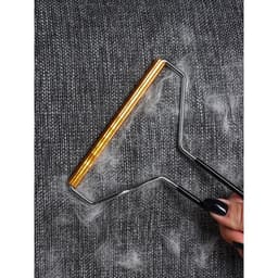 Скребок для чистки одежды, ковров, мебели Доляна, 18×12.5 см, ПВХ ручка