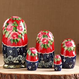 Матрёшка дерево «Парочка», красный платок, 5 кукольная, люкс, МИКС