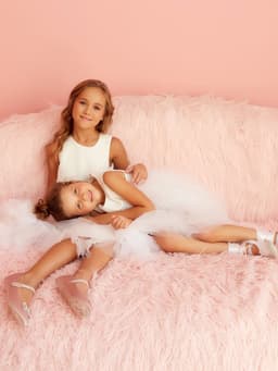 Платье нарядное для девочки MINAKU: PartyDress, белое, рост 110-116 см