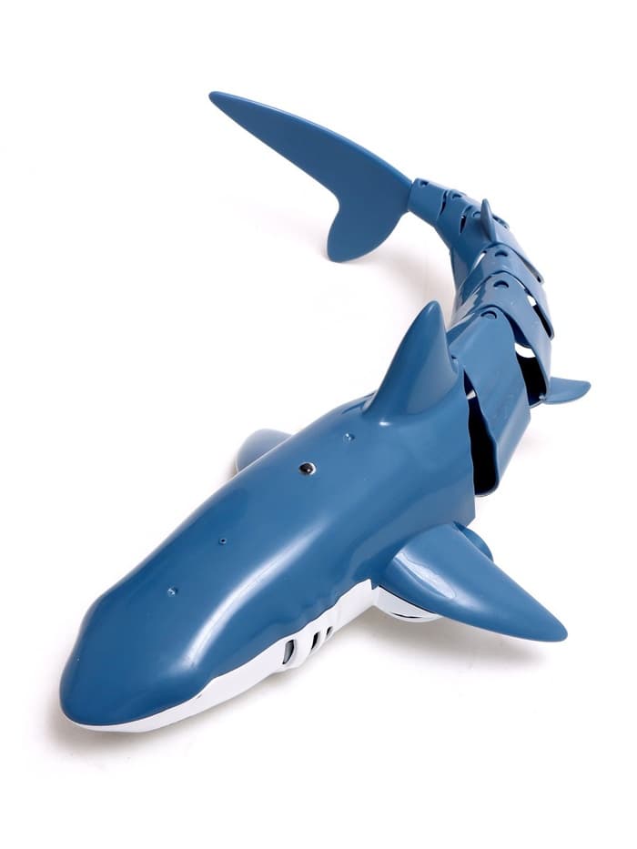 Акула радиоуправляемая «Белая», плавает, брызгает водой, работает от аккумулятора, цвет синий