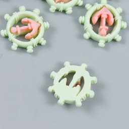 Пластиковый декоративный элемент «Арт Узор. Якорь и штурвал», 1.6×1.5 см