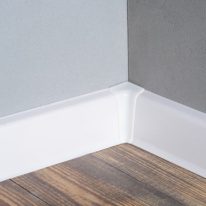 Плинтус напольный «Деконика», 55×2200 мм, цвет 001 белый