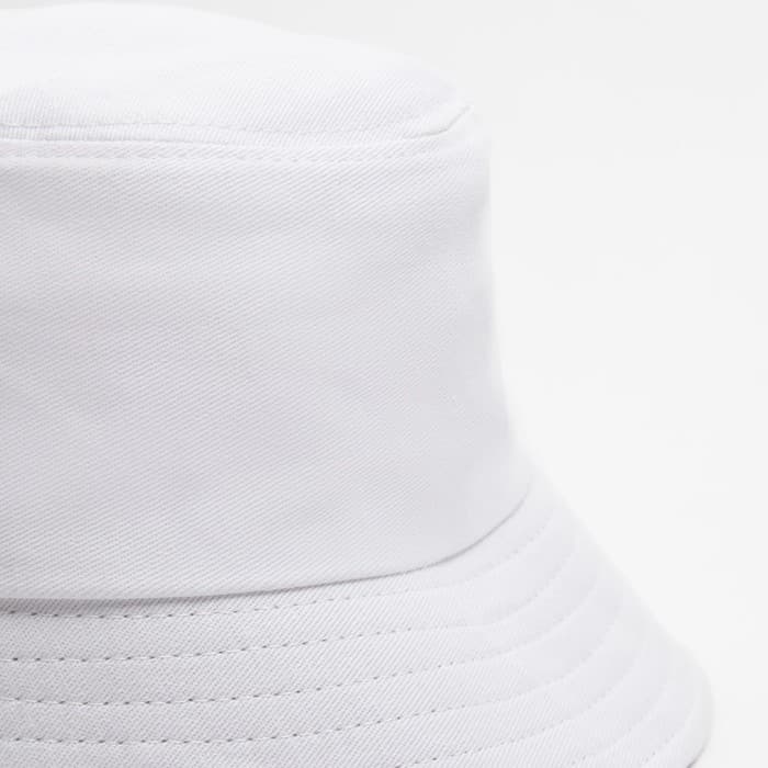 Панама женская MINAKU с цепочкой, белая, размер 56-58