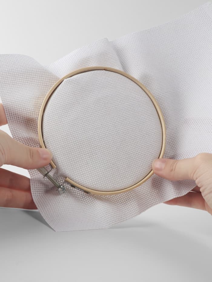 Канва для вышивания №18, 30×20 см, белая