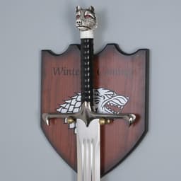 Панно на стену «Макет оружия: сувенирный меч на планшете. Зверь», декор настенный, 110 см