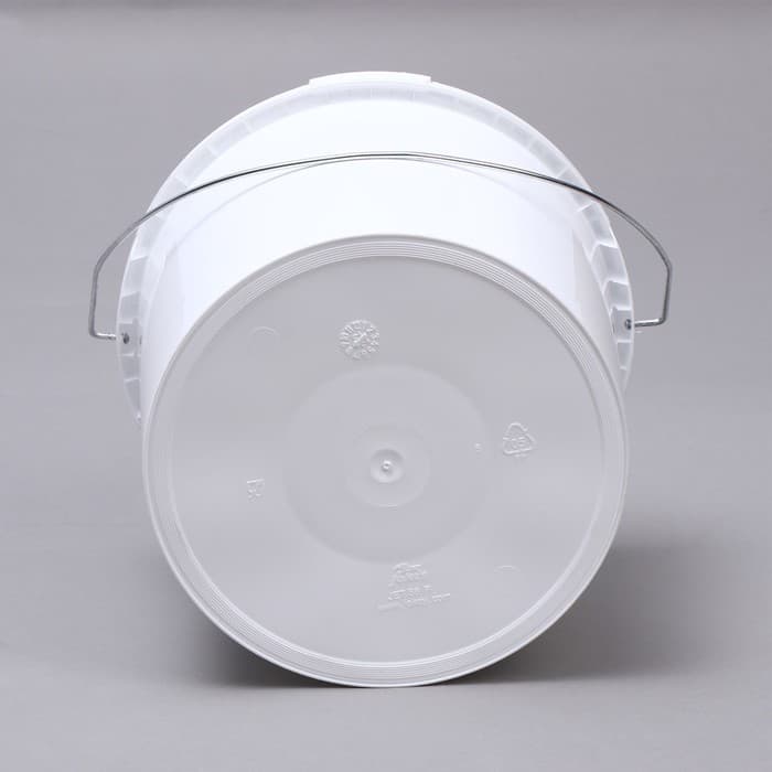 Бак-ведро пищевой, 5.7 л, пластиковый, с крышкой, белый