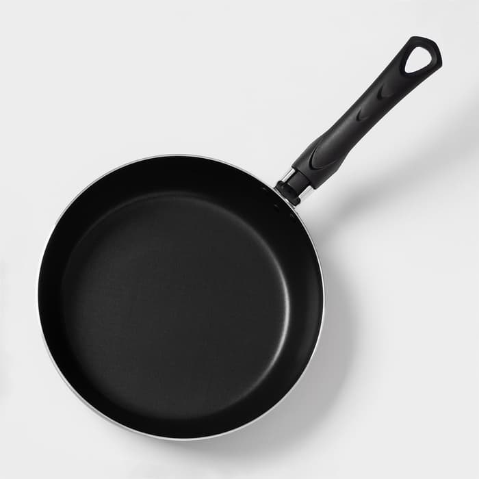 Сковорода Доляна Promo, d=24 см, h=6 см, пластиковая ручка, антипригарное покрытие, алюминий, бордовая