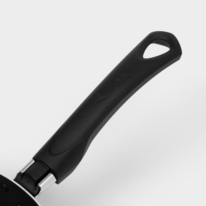 Сковорода Доляна Promo, d=24 см, h=6 см, пластиковая ручка, антипригарное покрытие, алюминий, бордовая