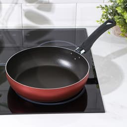 Сковорода Доляна Promo, d=24 см, h=6 см, пластиковая ручка, антипригарное покрытие, алюминий, бордовая