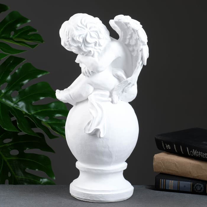 Фигура гипс «Ангел спящий на шаре», белый, 15×19×40 см