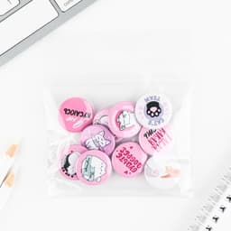 Значок металлический, закатной «Смирись, я девушка», d=2.5 см, МИКС