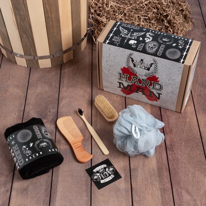 Набор подарочный «Этель» Hard man, полотенце 30×60 см, мочалка, расчёска
