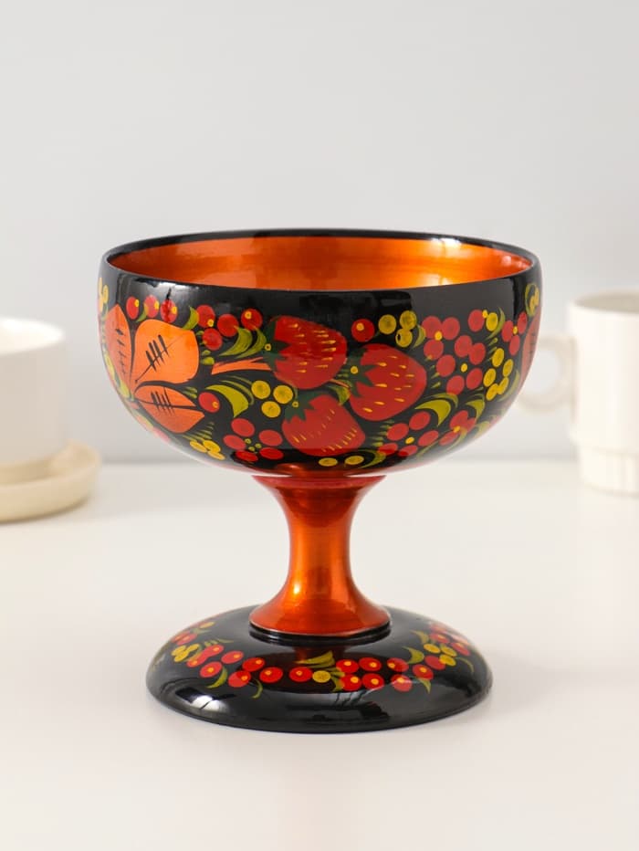 Конфетница на ножке «Сласть», 14.5×15 см, дерево, хохлома