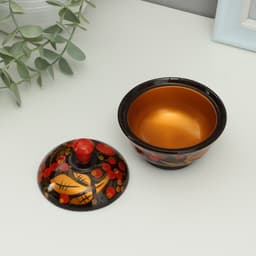 Солонка с крышкой «Ягодка», 9×6.5 см, хохлома, дерево