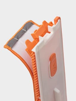 Швабра с отжимом, водосгоном и щёткой Raccoon, 2 насадки из микрофибры 50×11 см, стальная ручка 141 см