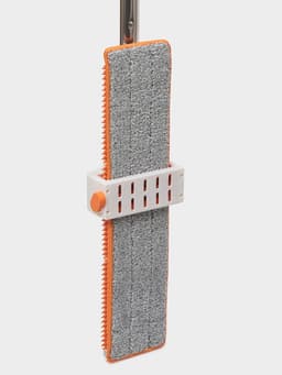 Швабра с отжимом, водосгоном и щёткой Raccoon, 2 насадки из микрофибры 50×11 см, стальная ручка 141 см