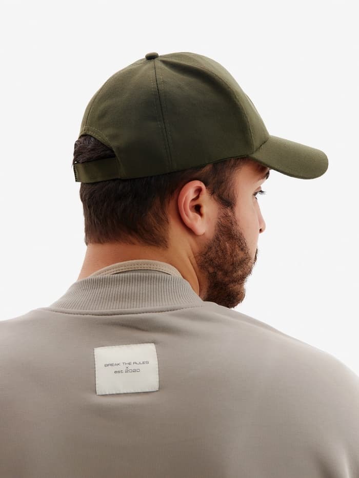 Бейсболка унисекс однотонная MINAKU, размер 58, зелёная