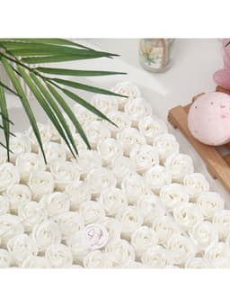 Розы мыльные белые, набор 81 шт. в коробке