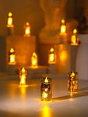 Светодиодная свеча, ночник LED RISALUX «Новый год», от батареек, 3.8×3.8×7.5 см, МИКС