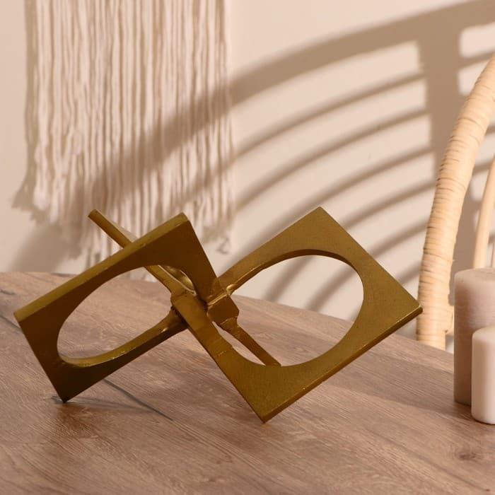 Абстракция «Фант», 29×33.5×18 см, алюминий