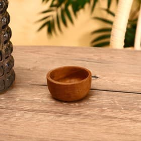 Розетка, 8×8×4 см, тиковое дерево