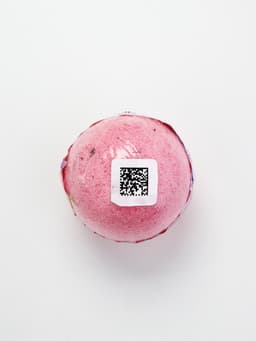 Бомбочка для ванны с лепестками роз «Ты совершенна», 120 г, Чистое счастье