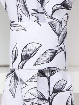 Шторы для кухни «Доляна» Plant leaves, 146×180 см - 2 шт., подхваты - 2 шт., 100% хлопок, 164 г/м²