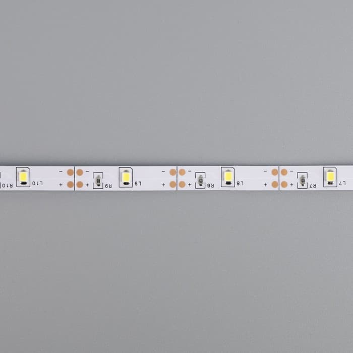 Светодиодная лента Luazon Lighting 3 м, IP20, SMD2835, 30 LED/м, батарейки 3хАА (нет в комплекте), 6000К