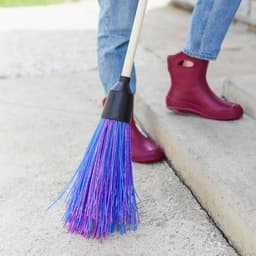 Метла полипропиленовая, круглая, наборная «Стандарт», с черенком, 4 кольца, МИКС