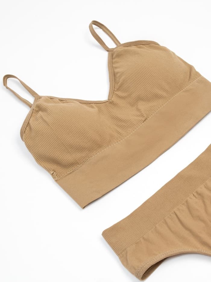 Комплект нижнего белья женский (топ, трусы) Collorista, песочный, размер 42-44