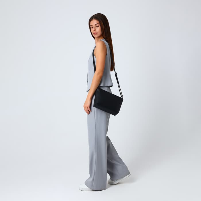 Сумка женская кросс-боди на молнии, 25×8×19 см, чёрная