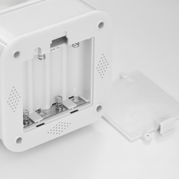 Фигурка светящаяся RISALUX «Зайчик», LED-ночник, от USB или батареек 4×АА, белый, 9×9×19 см