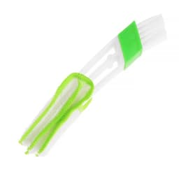 Щетка для чистки труднодоступных мест в автомобиле